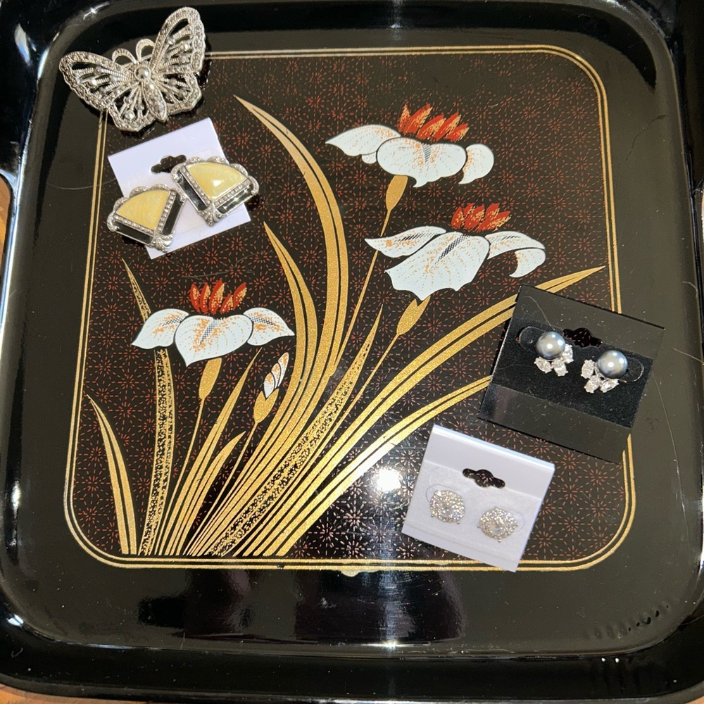 Chloe’s Picks ❤️ Vintage Nolan Miller, Avon, CZ and Butterfly w/ Vintage TORO